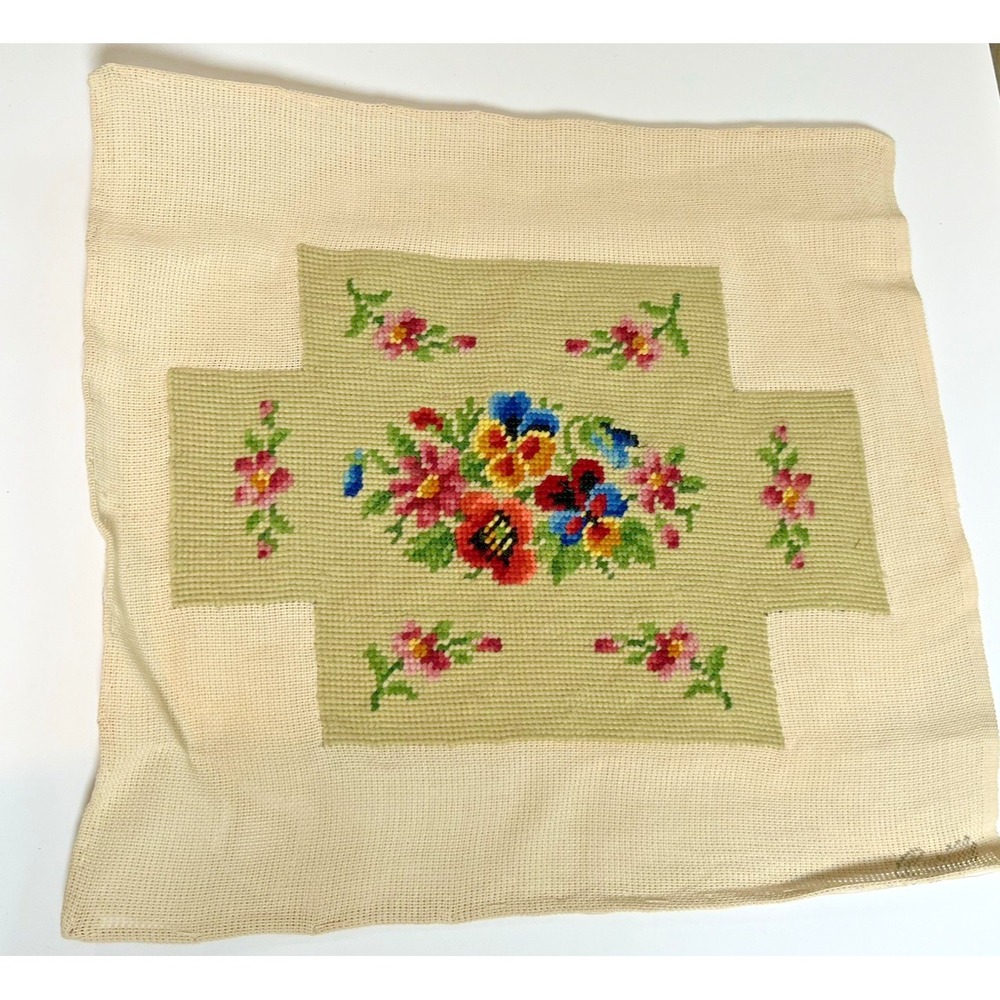 Bucilla Pre-Worked Floral Needlepoint Vintage 14"x15" Canvas Textile 30057/3 MCM
